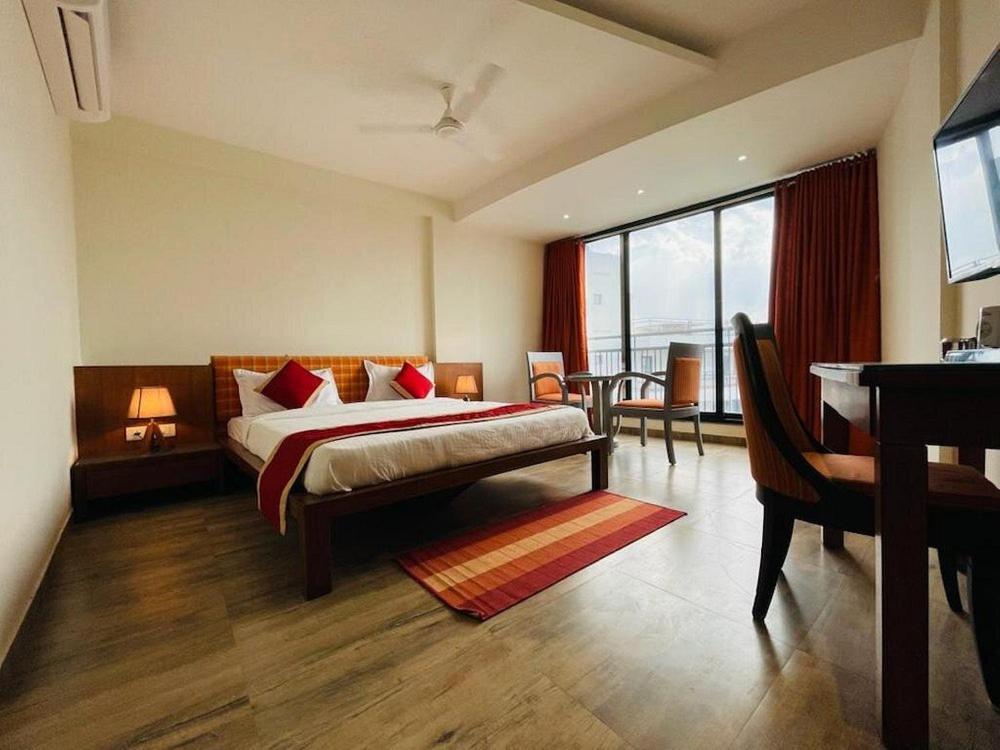 Om Sanctuary Resort By Pinks Hospitality Rupawati Экстерьер фото